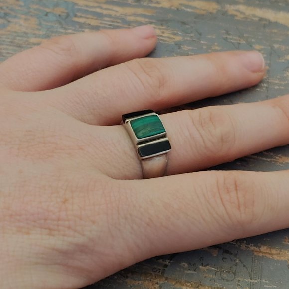 Vintage Sterling Silver Banded Malachite Onyx Ring - Picture 5 of 5